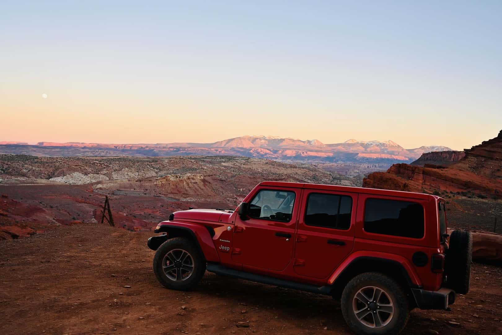 2022 Jeep Wrangler overlooking canyons