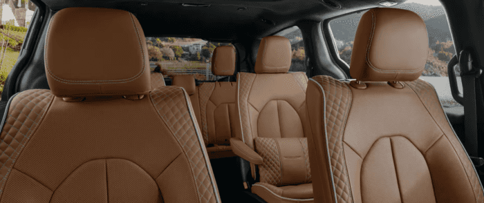 2025 Chrysler Pacifica interior seating