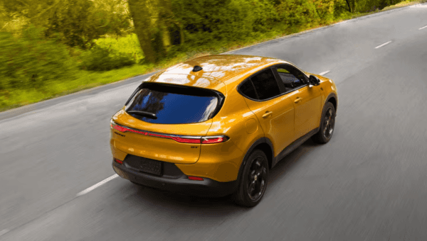 Gold 2025 Dodge Hornet