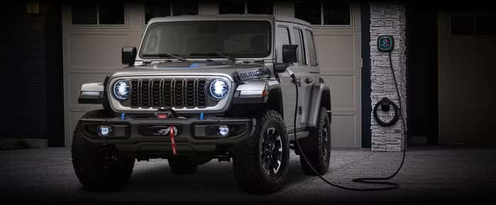 Gray Jeep Wrangler 4xe charging