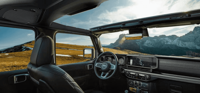 2025 Jeep Wrangler Interior