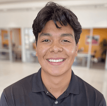 Oscar Flores
