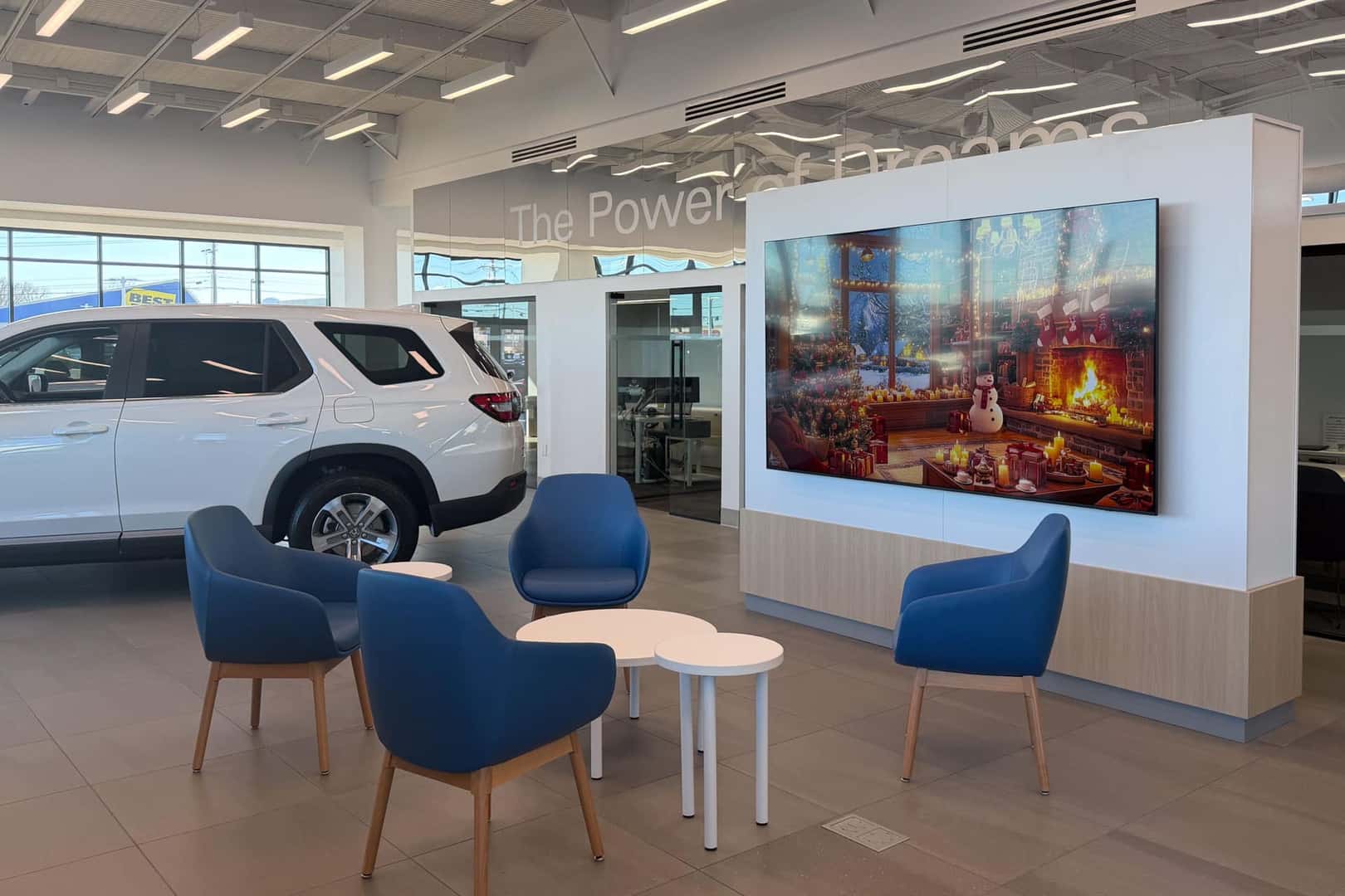 Sales Client Lounge