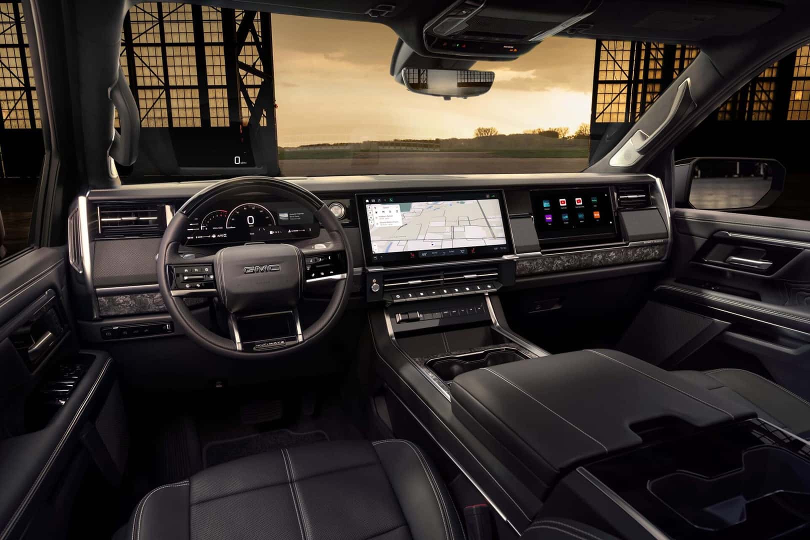 2027 GMC Sierra 1500 and Chevrolet Silverado 1500 technology comparison