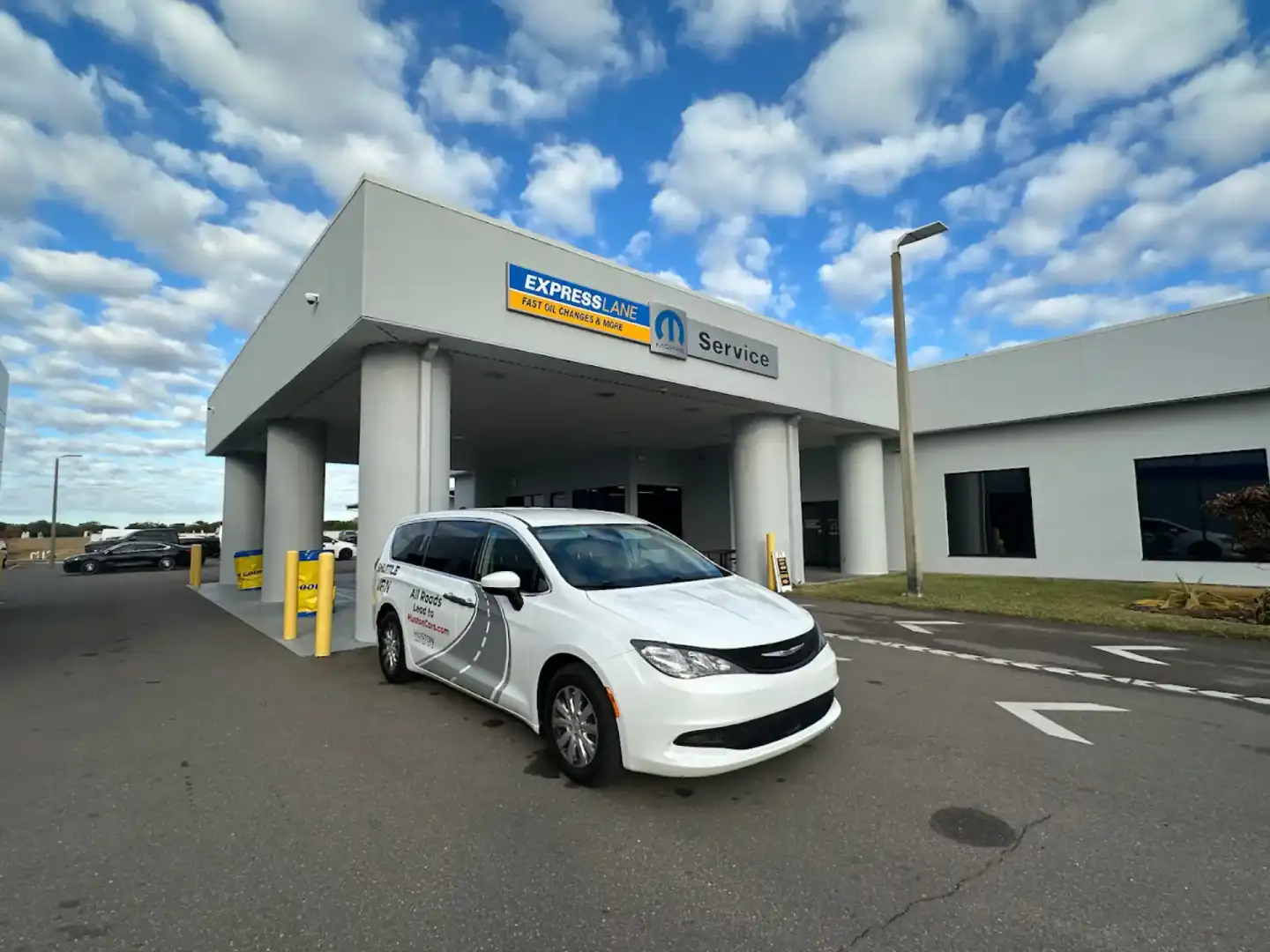 Huston CDJR factory-certified Jeep service department in Avon Park FL — Wrangler specialists