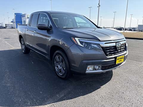used 2020 Honda Ridgeline truck parked at the Ike Honda dealership in Marion, IL