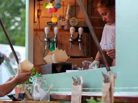 person getting food at a food truck in marion, IL