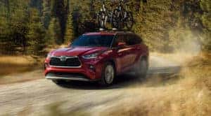 Toyota Highlander Hybrid in red