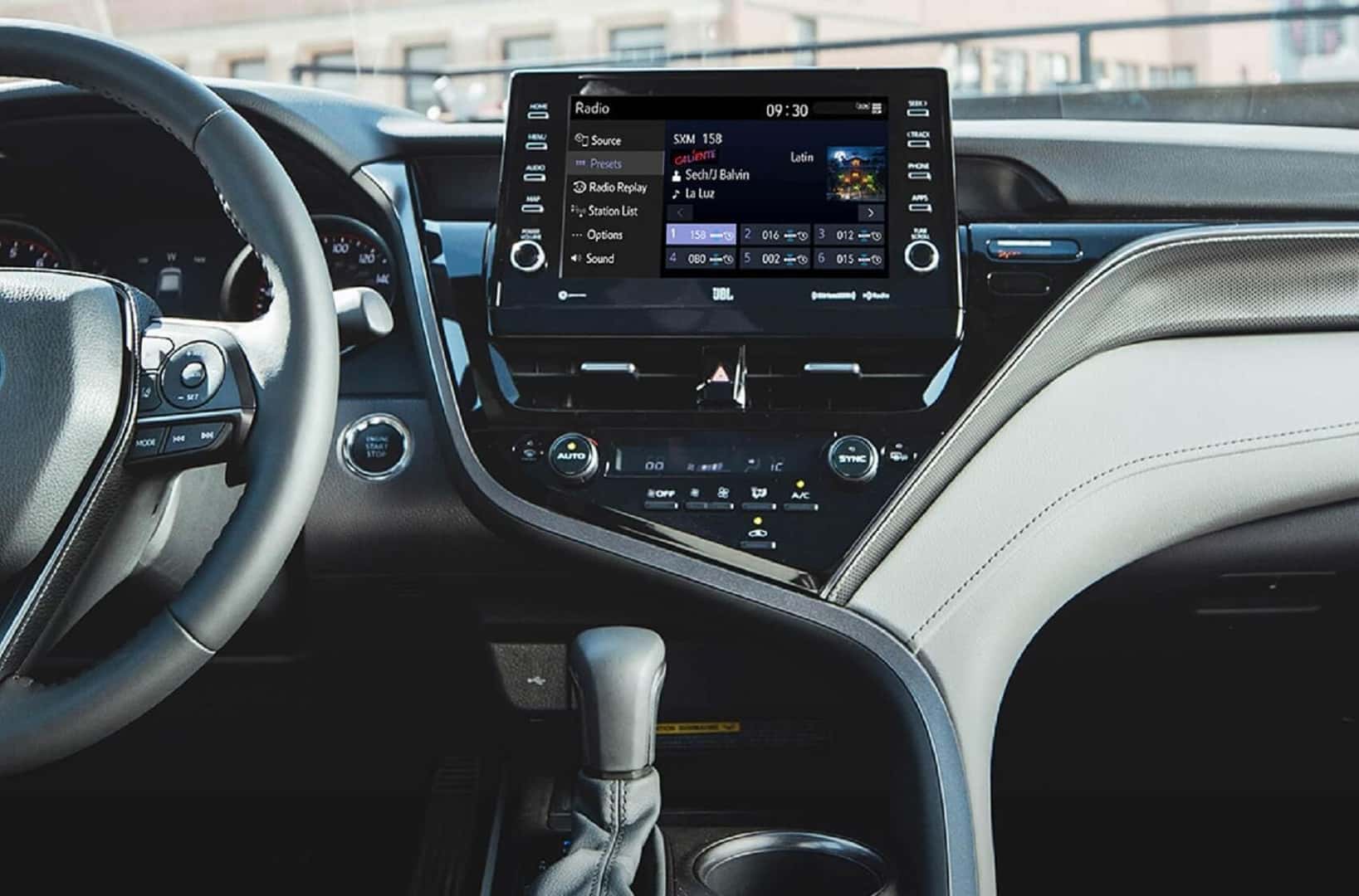 2025 Toyota Camry XSE photo 3
