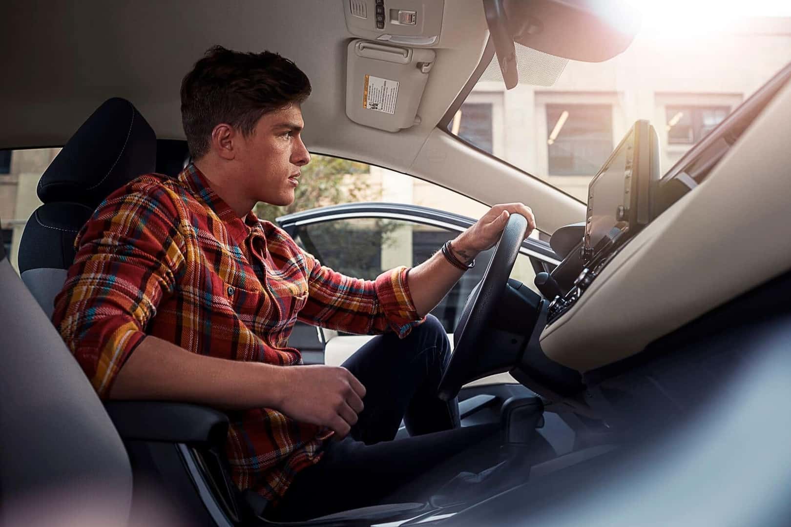 Camry Hybrid vs Corolla Hybrid Interiors: Dimensions and Comforts