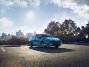 Toyota Camry Hybrid vs Prius