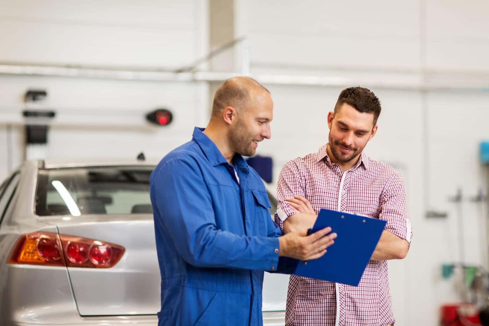 Technician Explaining Estimate