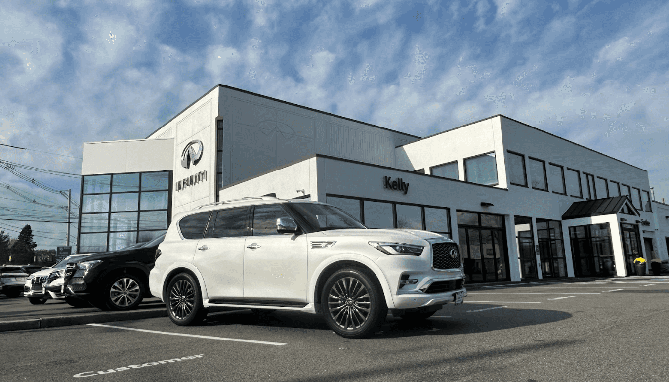 Exterior of Kelly INFINITI Dealership on Route 114 in Danvers, MA