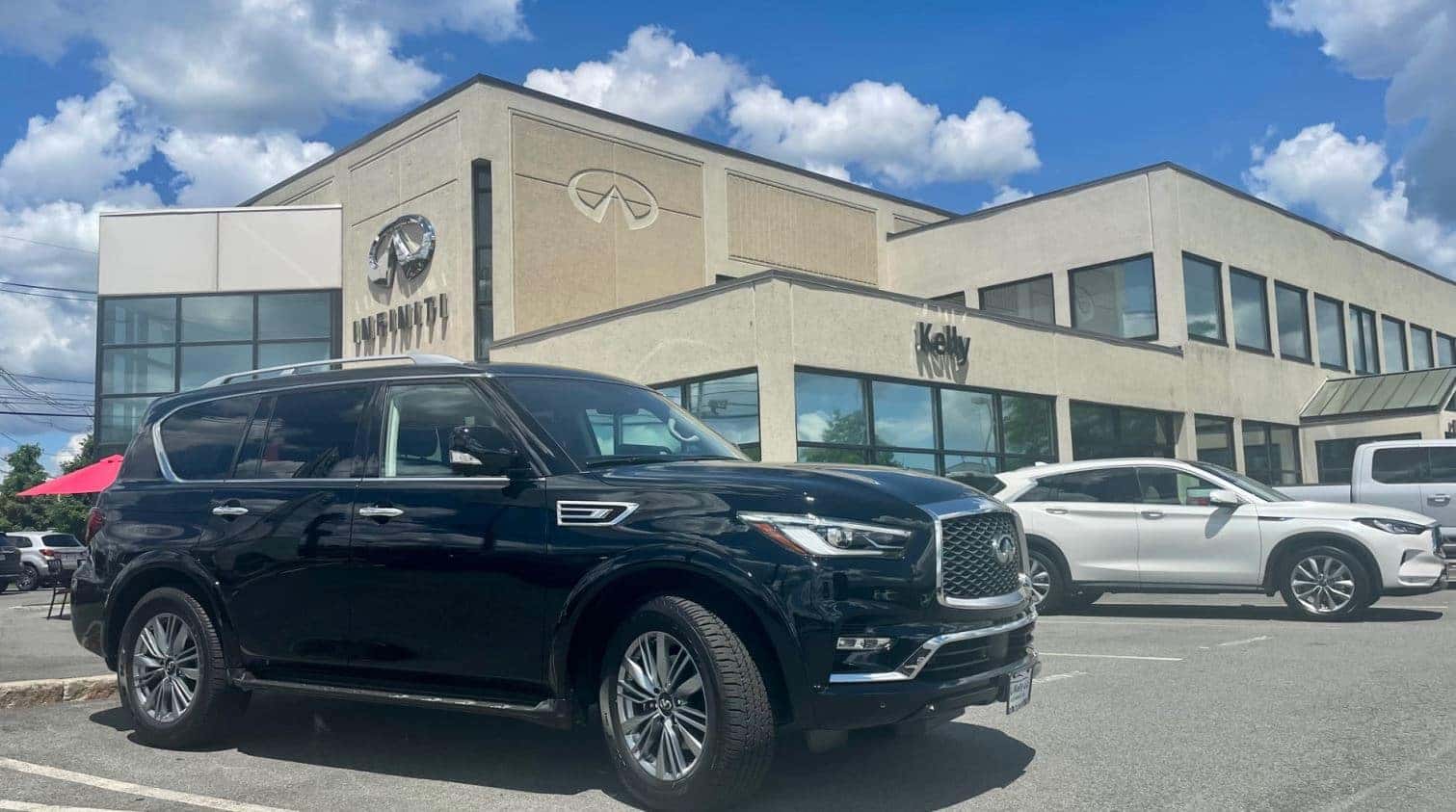 2022 infiniti qx80 sedan redesign