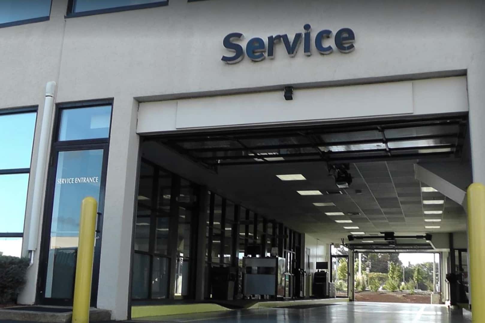 Schedule service at Kelly INFINITI