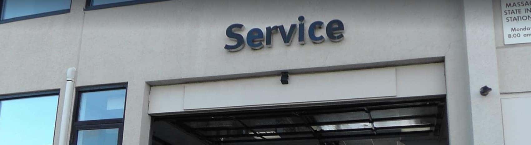 Service your INFINITI at our Kelly INFINITI Service Center