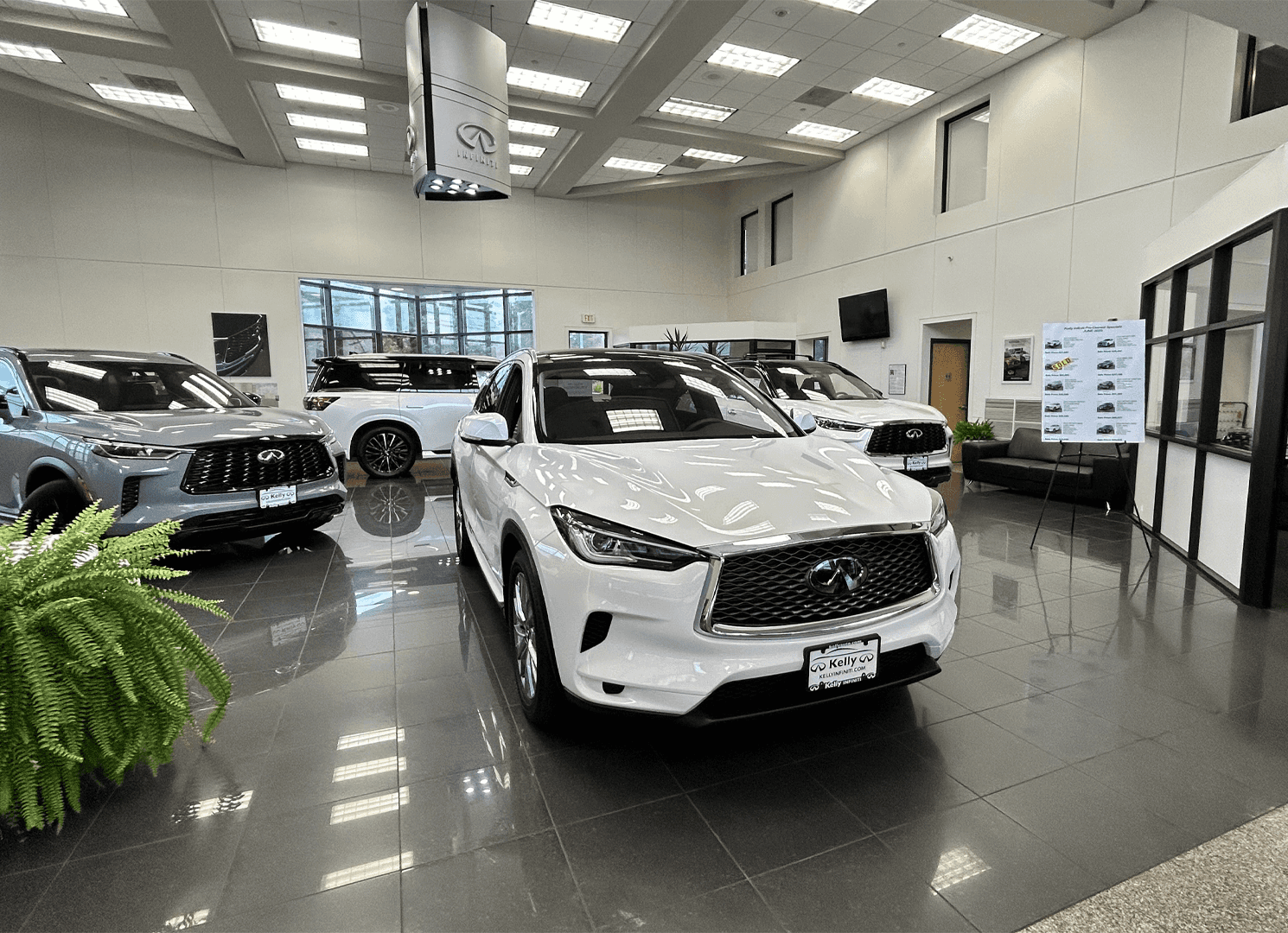 Lease the latest INFINITI models at Kelly INFINITI in Danvers, MA