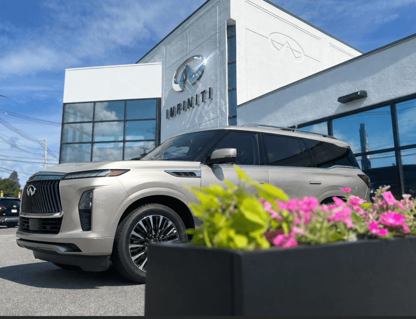 Newsweek Honors INFINITI Dealership Experience Flower box in front of Kelly INFINIT dealership