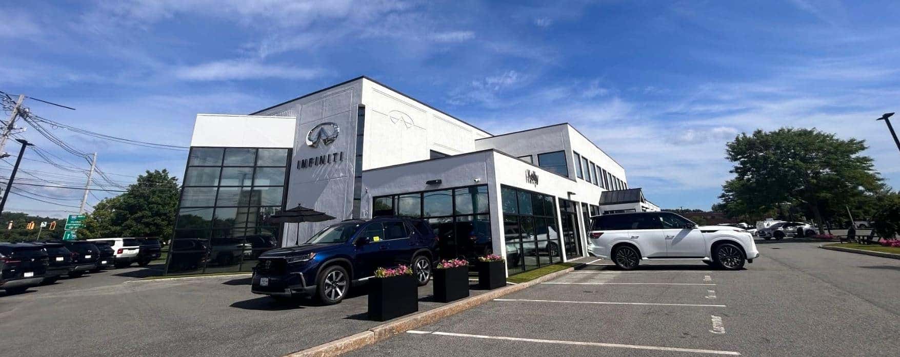 Kelly INFINITI dealership in Danvers Massachusetts