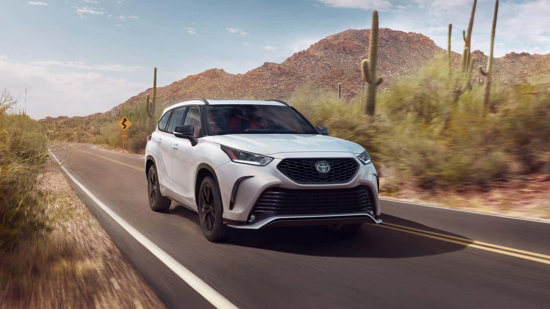 2025 Toyota Highlander Near Me | Metairie, LA | Lakeside Toyota