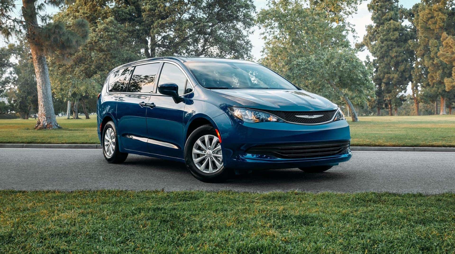 2021 Chrysler Voyager Spotlight Voyager Carmel, NY Meadowland of Carmel