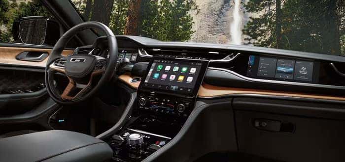 Jeep Grand Cherokee interior