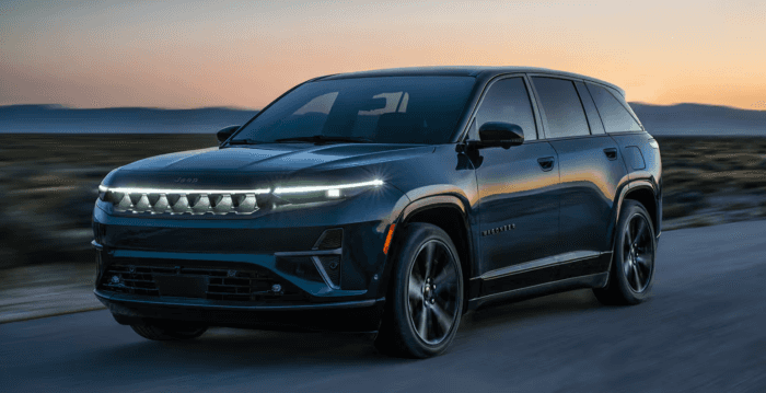 2025 Wagoneer S driving on the road