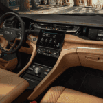 2024 Jeep Grand Cherokee Interior