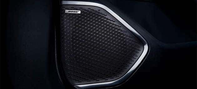 BOSE* PREMIUM AUDIO SYSTEM