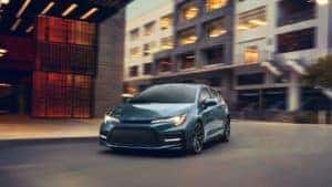 Toyota_Corolla_Driving_In_City