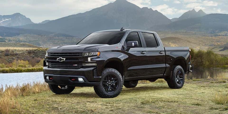 2021 Chevrolet Silverado 1500 vs. 2021 GMC Sierra 1500