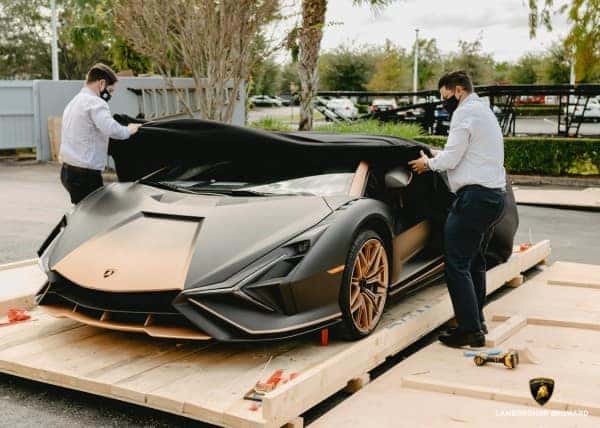 The First Lamborghini Sián FKP 37 to arrive on the East Coast | Warren ...